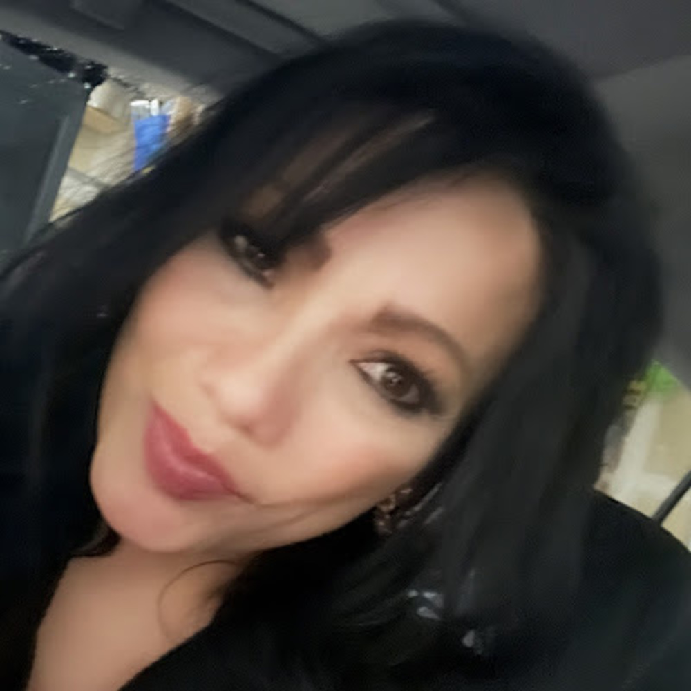 Meet your Posher, Lynn